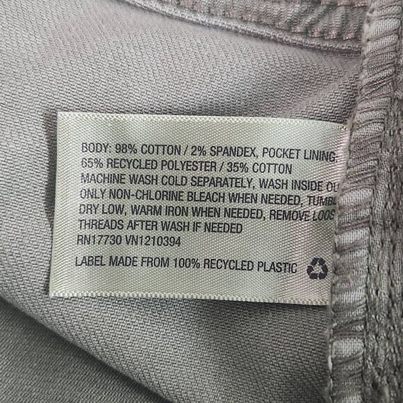 Universal Thread Army Green Denim Shorts Size 14 Army Green Distressed Shorts - Picture 7 of 8